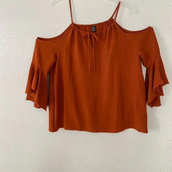 Blouse - Picture 2 of 2